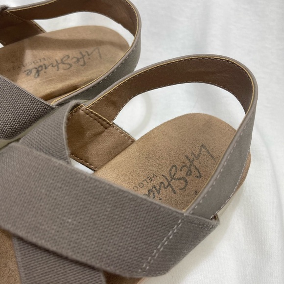 Life Stride Velocity 2.0 Khaki Stretch Sandals size 8 - Picture 6 of 7